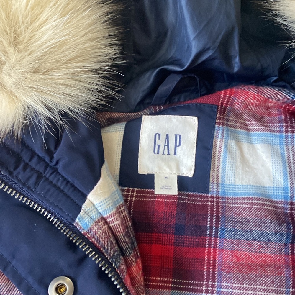 Gap Primaloft Vest - image 2